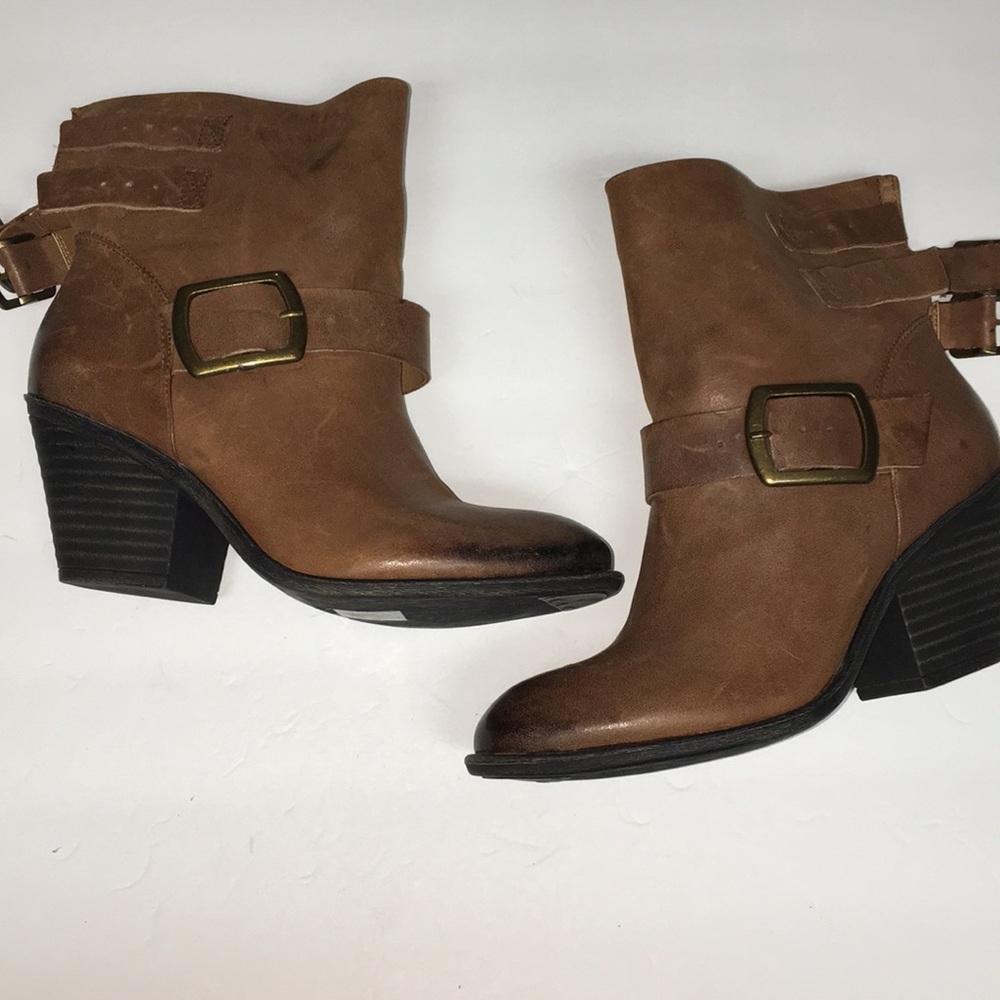 NWOT Lucky Brand Ankle Boots